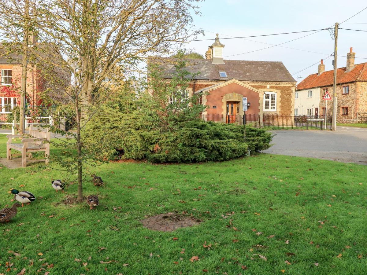 Villa The Old School Wereham Esterno foto